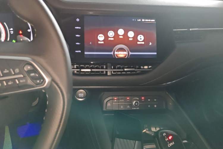 Used Haval F7 2019 1.5T Two-Wheel Drive i-Trend China VI Standard Audio And AC Panel