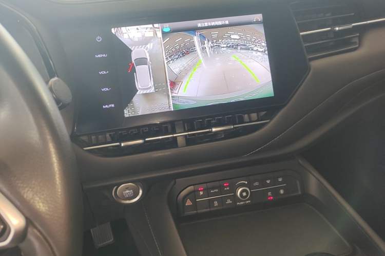 Used Haval F7 2019 1.5T Two-Wheel Drive i-Type China V Standard Audio And AC Panel