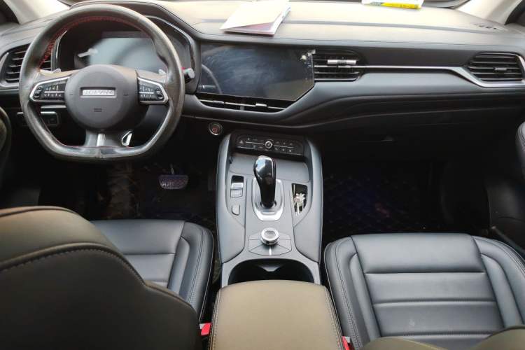 Used Haval F7 2019 2.0T Four-Wheel Drive iJoy China V Standard Center Console