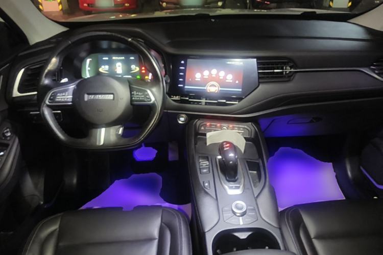 Used Haval F7 2019 1.5T Two-Wheel Drive i-Trend China V Emission Standard Center Console