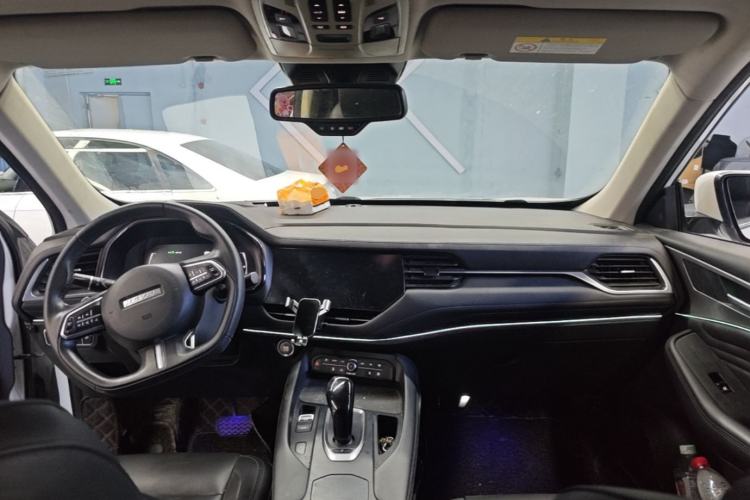 Used Haval F7 2019 1.5T Two-Wheel-Drive i-Type China VI Standard Center Console
