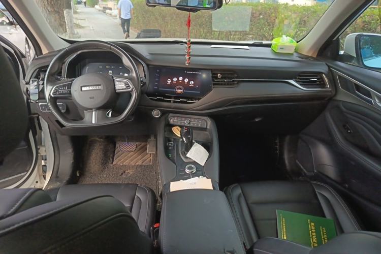 Used Haval F7 2019 2.0T Four-Wheel Drive iJoy China V Standard Center Console