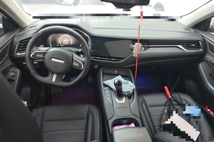 Used Haval F7 2019 1.5T Two-Wheel Drive i-Type China V Standard Center Console