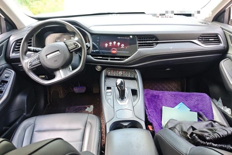 Used Haval F7 2019 1.5T Two-Wheel-Drive i-Type China VI Standard Center Console