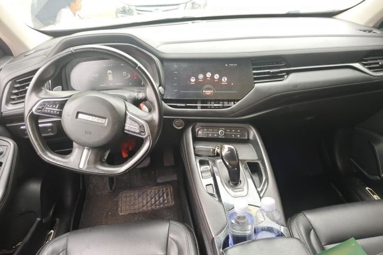 Used Haval F7 2019 1.5T Two-Wheel Drive i-Type China V Standard Center Console
