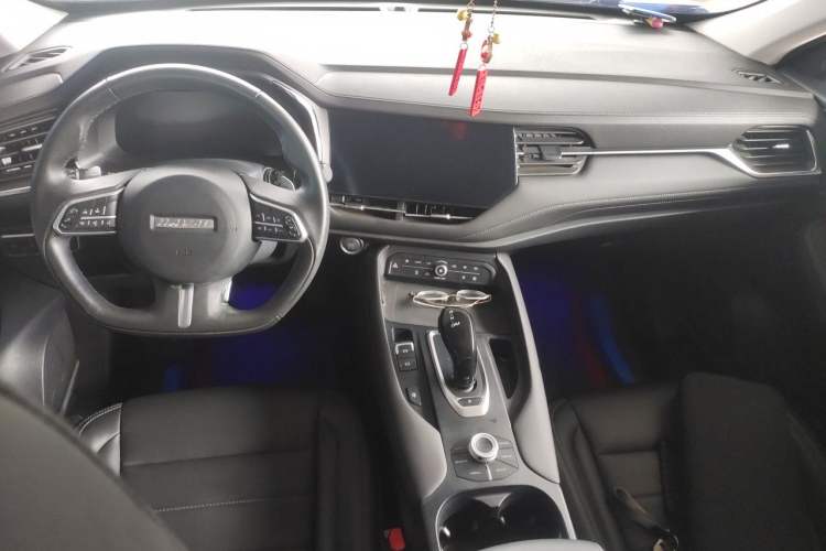 Used Haval F7 2019 1.5T Two-Wheel Drive i-Trend China V Emission Standard Center Console
