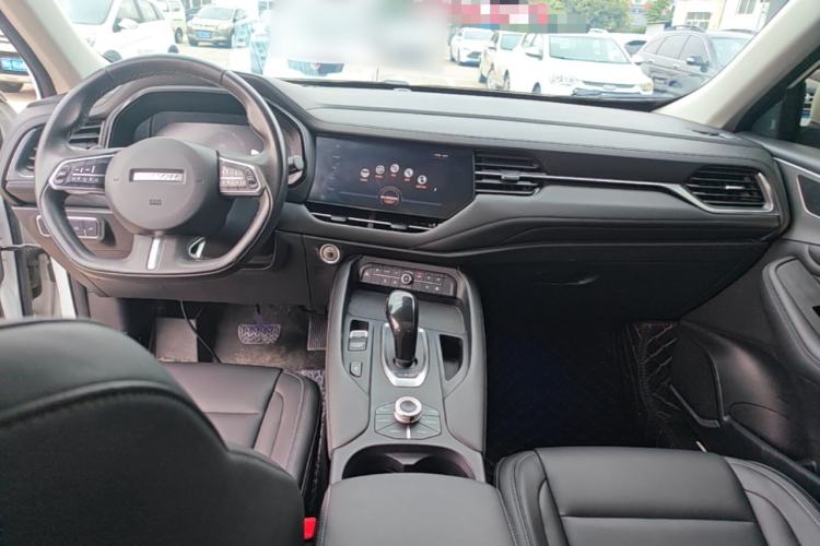 Used Haval F7 2019 2.0T Two-Wheel Drive i-Van China V standard Center Console
