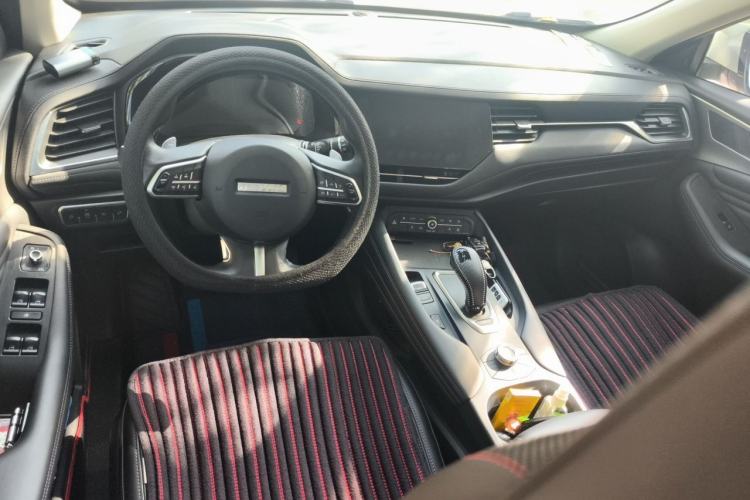 Used Haval F7 2019 1.5T Two-Wheel Drive i-Trend China V Emission Standard Center Console