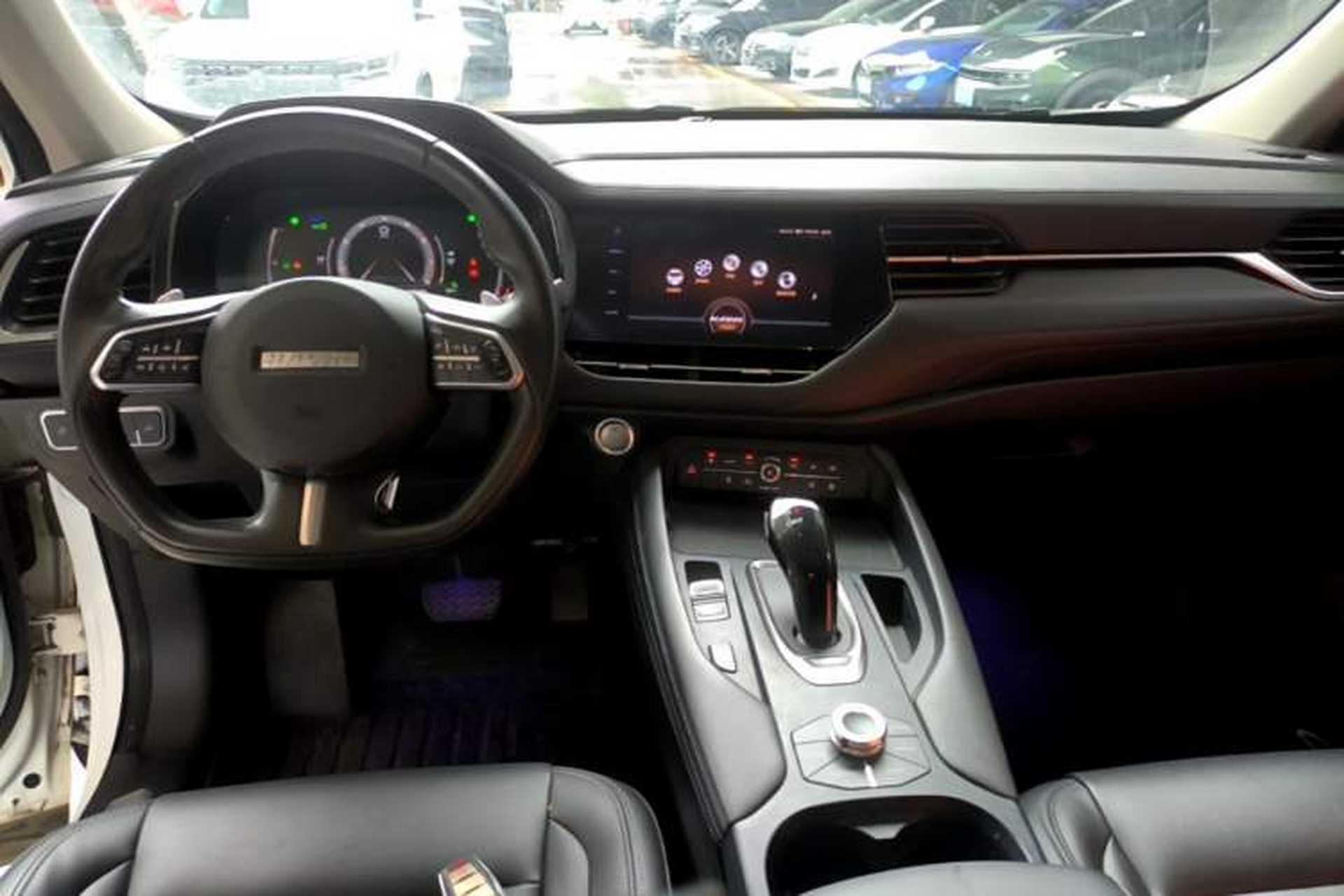 Used Haval F7 2019 1.5T Two-Wheel Drive i-Trend China V Emission Standard Center Console