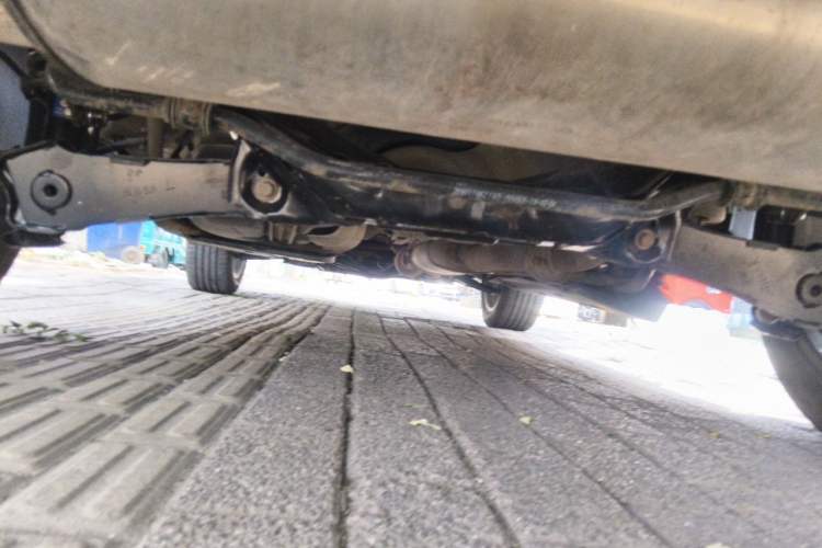 Used Haval F7 2019 2.0T Two-Wheel Drive i-Van China V standard Chassis Rear
