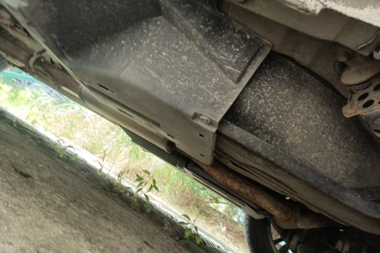 Used Haval F7 2019 2.0T Two-Wheel Drive i-Van China V standard Chassis Rear Left