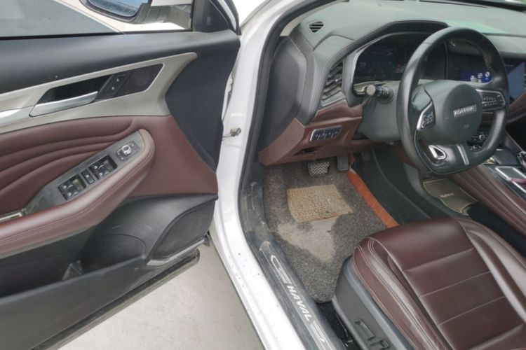 Used Haval F7 2019 1.5T Two-Wheel Drive i-Trend China V Emission Standard Driver Seat