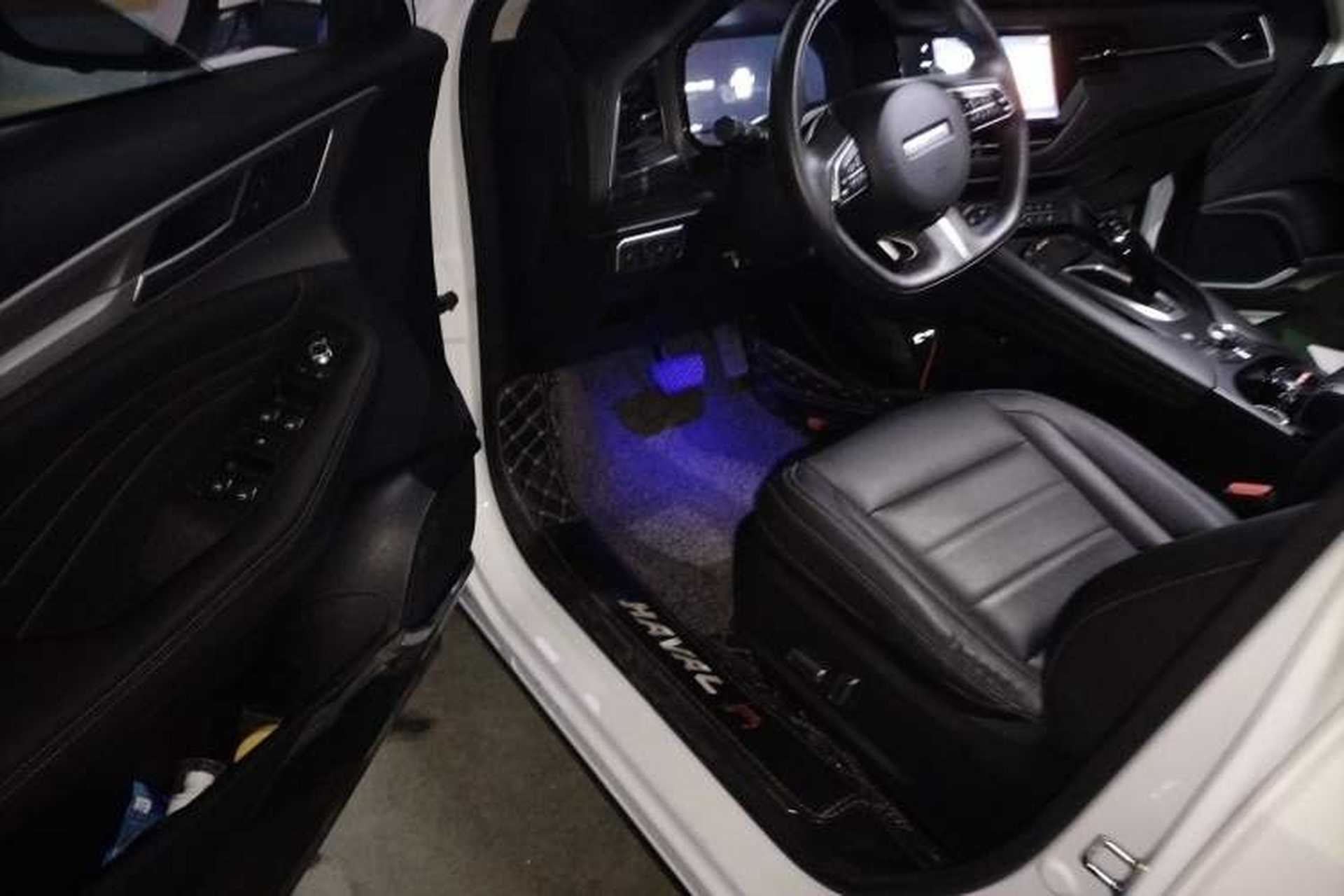 Used Haval F7 2019 2.0T Four-Wheel Drive iJoy China VI Standard Driver Seat