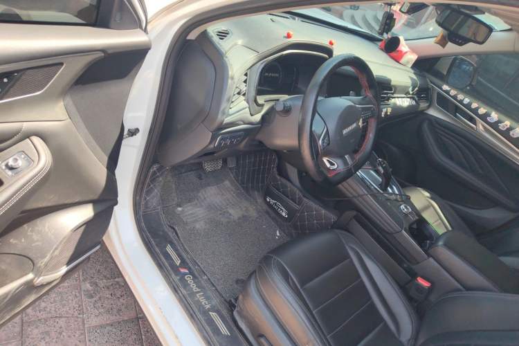 Used Haval F7 2019 2.0T Two-Wheel Drive i-Van China V standard Driver Seat