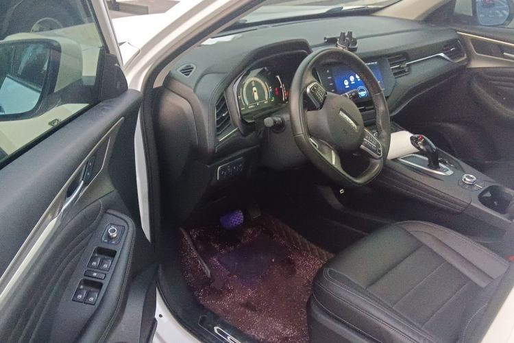 Used Haval F7 2019 2.0T Four-Wheel Drive iJoy China VI Standard Driver Seat