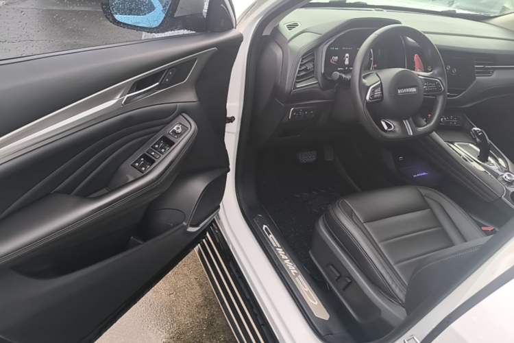 Used Haval F7 2019 1.5T Two-Wheel Drive i-Trend China V Emission Standard Driver Seat