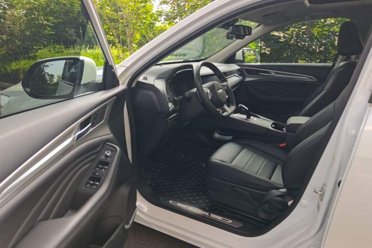 Used Haval F7 2019 1.5T Two-Wheel Drive i-Type China V Standard Driver Seat