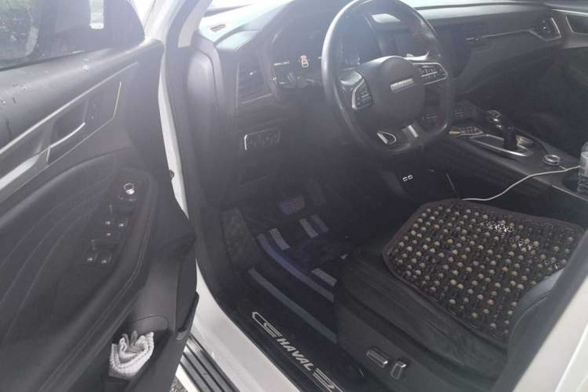 Used Haval F7 2019 1.5T Two-Wheel Drive i-Trend China V Emission Standard Driver Seat