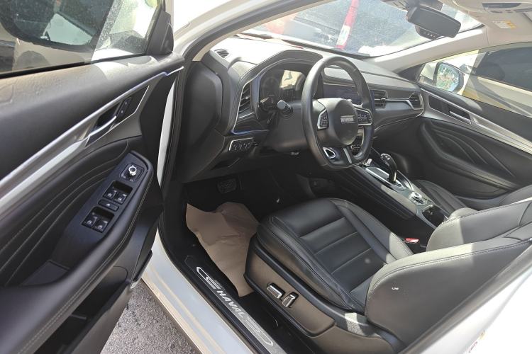 Used Haval F7 2019 2.0T Four-Wheel Drive iJoy China VI Standard Driver Seat