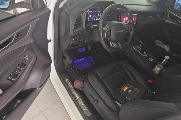 Used Haval F7 2019 1.5T Two-Wheel Drive i-Trend China V Emission Standard Driver Seat