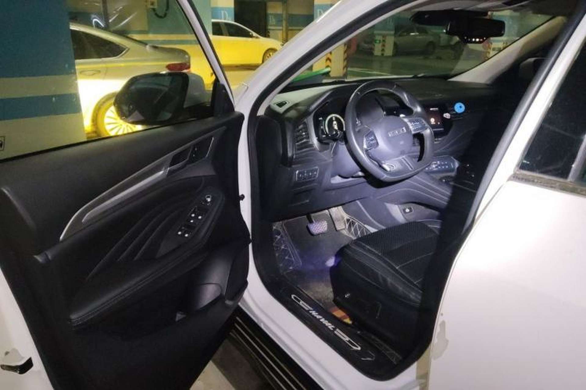 Used Haval F7 2019 2.0T Four-Wheel Drive iJoy China V Standard Driver Seat