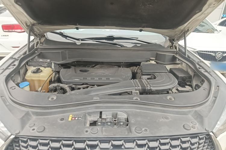 Used Haval F7 2019 2.0T Two-Wheel-Drive i-Van China VI Standard Engine Bay