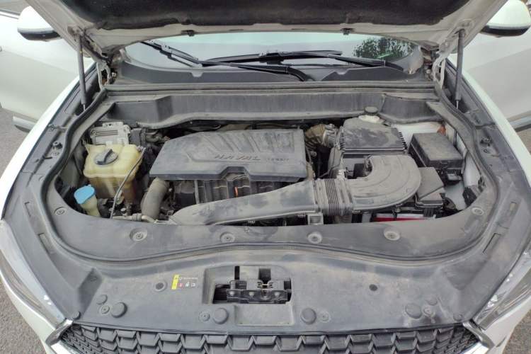 Used Haval F7 2019 1.5T Two-Wheel Drive i-Trend China V Emission Standard Engine Bay