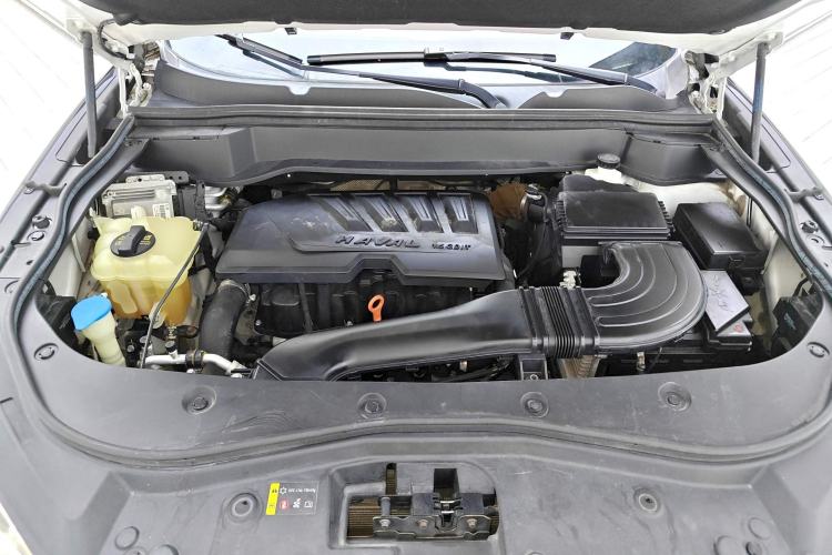 Used Haval F7 2019 1.5T Two-Wheel Drive i-Trend China V Emission Standard Engine Bay