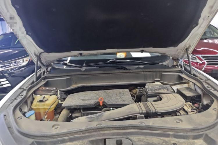 Used Haval F7 2019 1.5T Two-Wheel-Drive i-Type China VI Standard Engine Bay