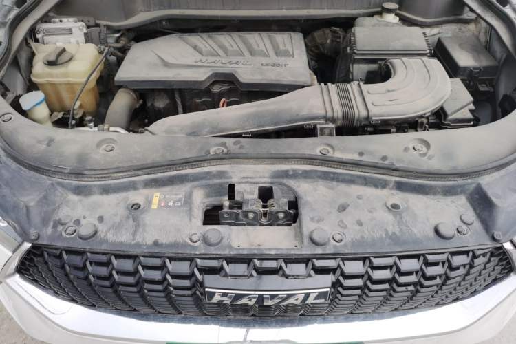 Used Haval F7 2019 1.5T Two-Wheel Drive i-Trend China V Emission Standard Engine Bay
