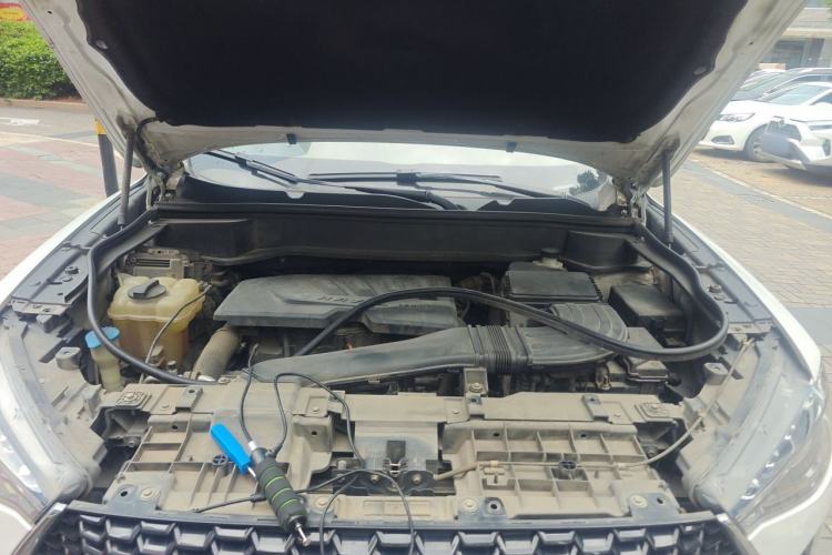Used Haval F7 2019 1.5T Two-Wheel Drive i-Trend China V Emission Standard Engine Bay