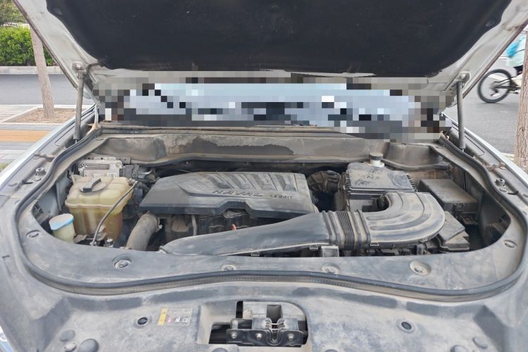Used Haval F7 2019 1.5T Two-Wheel Drive i-Type China V Standard Engine Bay