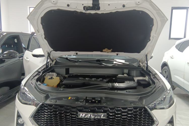 Used Haval F7 2019 1.5T Two-Wheel Drive i-Type China V Standard Engine Bay