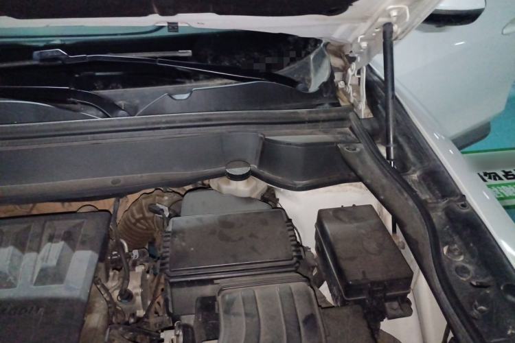 Used Haval F7 2019 1.5T Two-Wheel Drive i-Trend China V Emission Standard Engine Bay Left