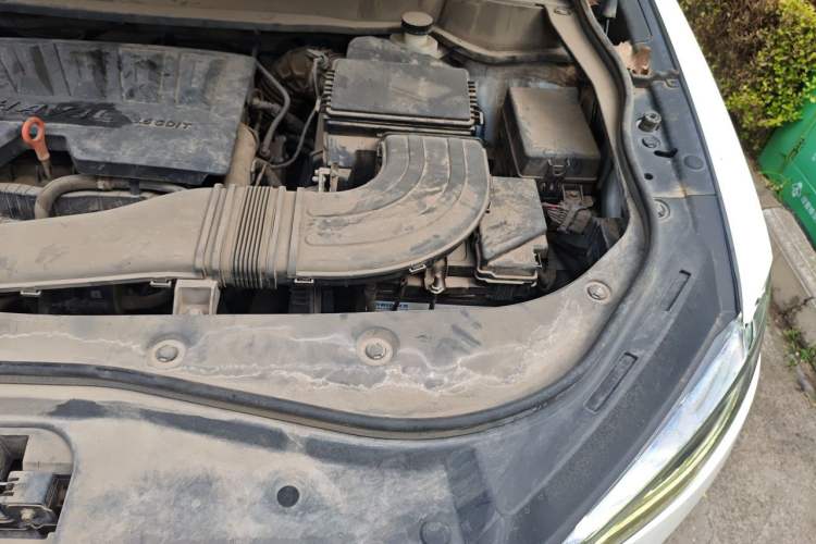 Used Haval F7 2019 1.5T Two-Wheel-Drive i-Type China VI Standard Engine Bay Left
