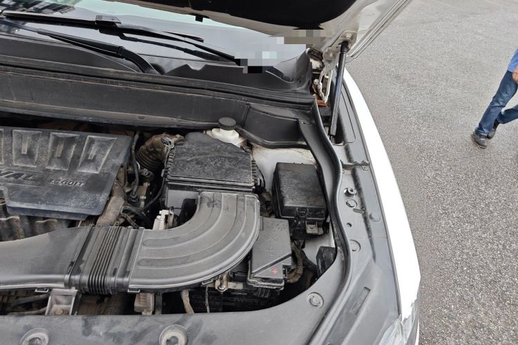 Used Haval F7 2019 1.5T Two-Wheel Drive i-Type China V Standard Engine Bay Left