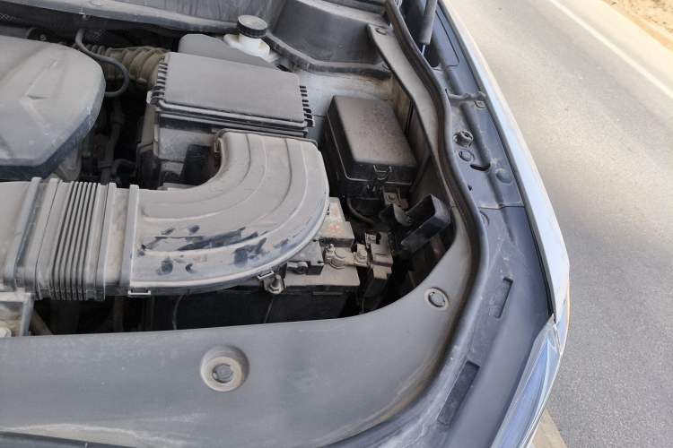 Used Haval F7 2019 2.0T Four-Wheel Drive iJoy China VI Standard Engine Bay Left