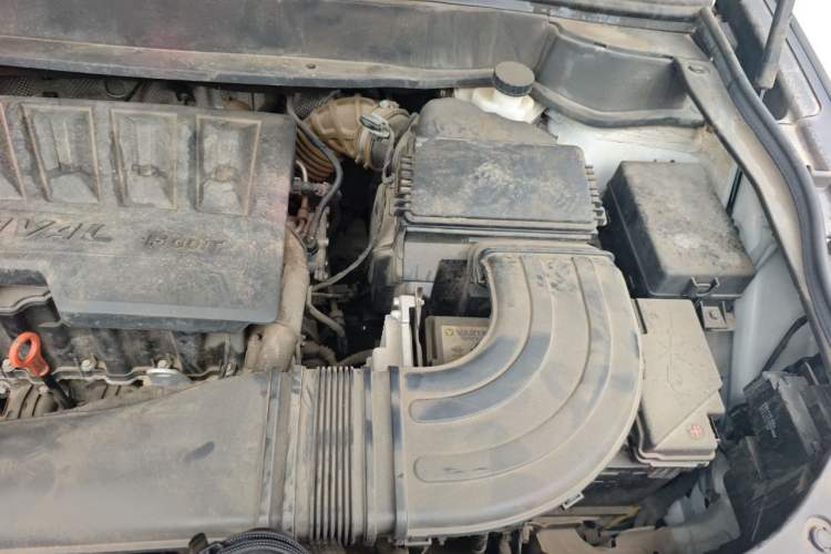 Used Haval F7 2019 1.5T Two-Wheel Drive i-Trend China V Emission Standard Engine Bay Left