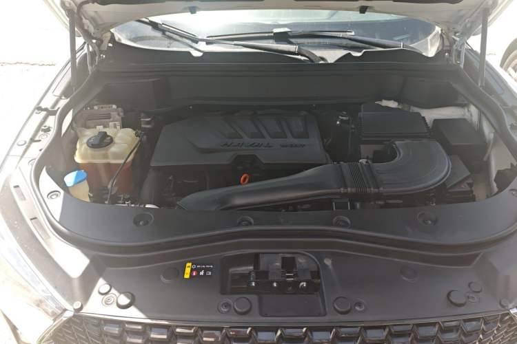 Used Haval F7 2019 1.5T Two-Wheel Drive i-Type China V Standard Engine Bay