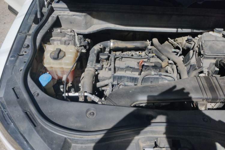 Used Haval F7 2019 1.5T Two-Wheel Drive i-Trend China VI Standard Engine Bay Right