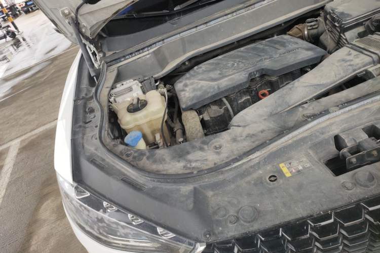 Used Haval F7 2019 1.5T Two-Wheel Drive i-Trend China V Emission Standard Engine Bay Right