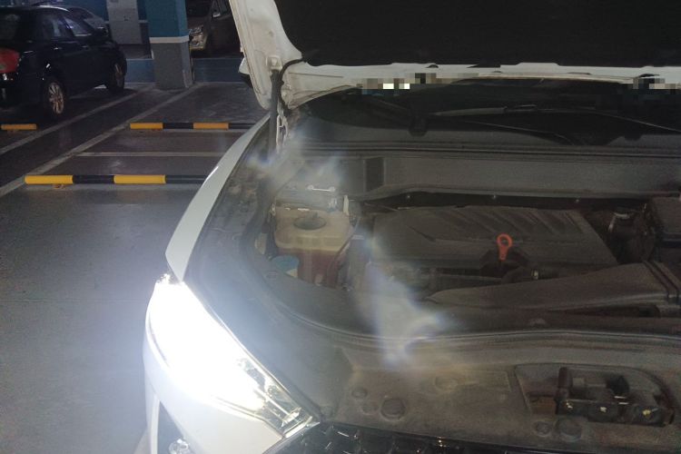 Used Haval F7 2019 1.5T Two-Wheel Drive i-Trend China VI Standard Engine Bay Right