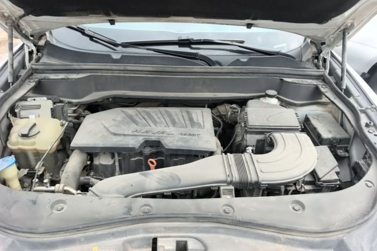 Used Haval F7 2019 1.5T Two-Wheel Drive i-Trend China V Emission Standard Engine Bay