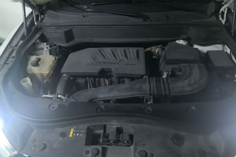 Used Haval F7 2019 1.5T Two-Wheel Drive i-Trend China V Emission Standard Engine Bay