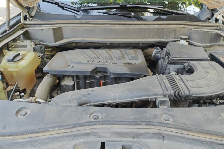 Used Haval F7 2019 1.5T Two-Wheel Drive i-Type China V Standard Engine Bay