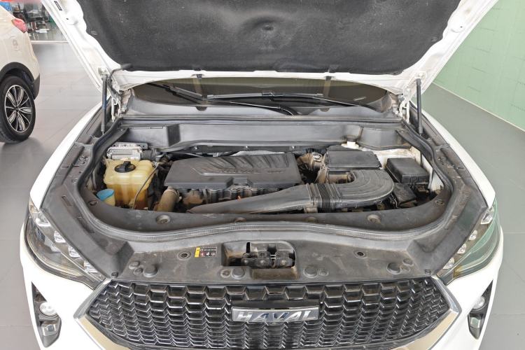 Used Haval F7 2019 1.5T Two-Wheel Drive i-Type China V Standard Engine Bay