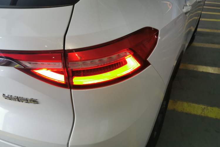 Used Haval F7 2019 1.5T Two-Wheel-Drive i-Type China VI Standard Exterior 1