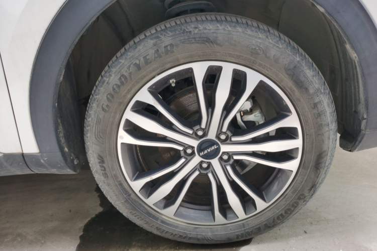 Used Haval F7 2019 2.0T Four-Wheel Drive iJoy China VI Standard Exterior 1