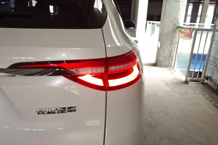 Used Haval F7 2019 1.5T Two-Wheel Drive i-Trend China V Emission Standard Exterior 3