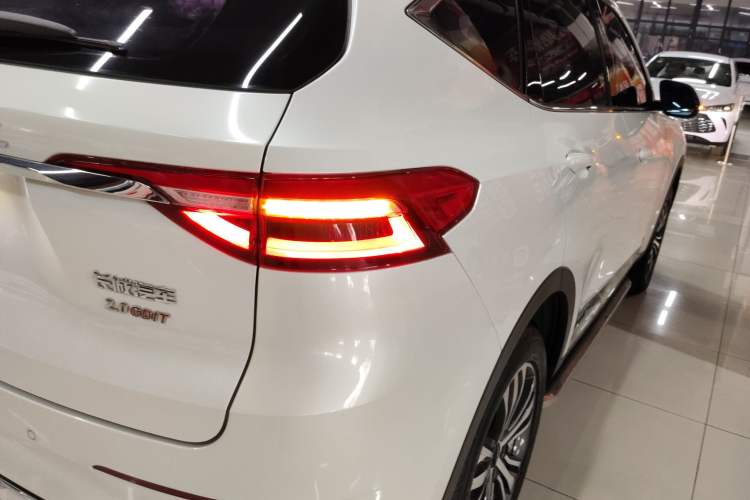 Used Haval F7 2019 2.0T Two-Wheel Drive i-Van China V standard Exterior 3